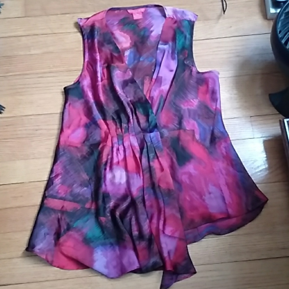 1/2 PRICE🔻Sunny Leigh Medium Petite Top - Picture 2 of 7